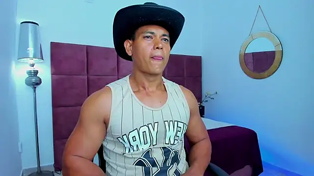 Snapshot of LORD_HERAKLES chatting on 03-27-26, 03:37 LORD HERAKLES online show from 03-27-26, 03:37