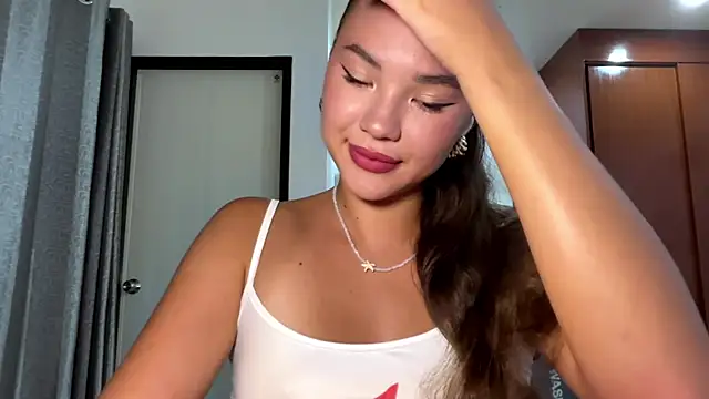 kamila 18 french online show from 04-02-26, 02:13