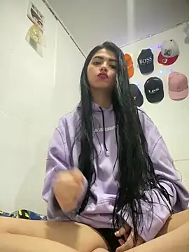 Snapshot of Valeria-07 chatting on 03-21-26, 12:56 Valeria-07 online show from 03-21-26, 12:56