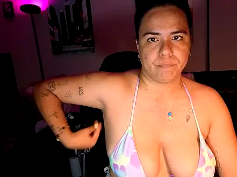 HannaJonns online show from 04-12-26, 06:16