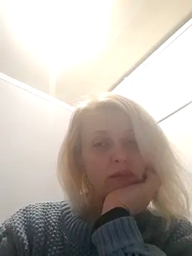 MiaLove183 online show from 03-29-26, 09:22