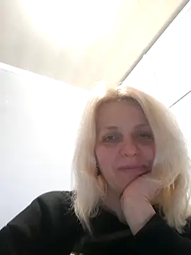 MiaLove183 online show from 04-02-26, 01:40