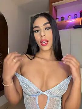 Rossie Blooms online show from 05-21-26, 10:56