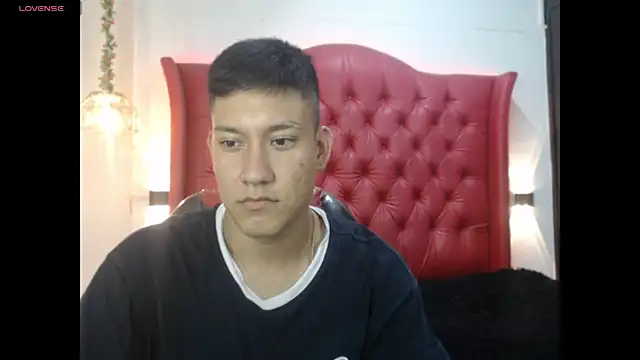 DominantBoy4 online show from 07-08-26, 01:30