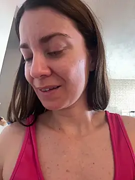 natashakinski online show from 04-07-26, 06:54