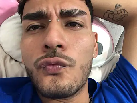 Velvet man online show from 04-06-26, 03:35