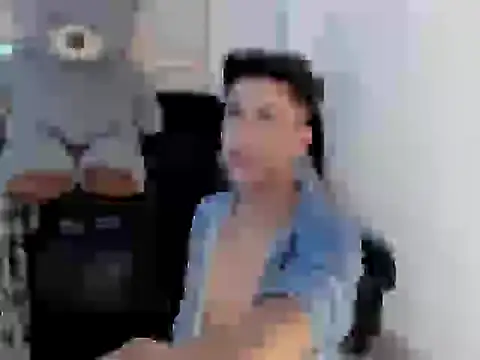 Snapshot of patrick_oficialVIP chatting on 04-24-26, 11:51 patrick oficialVIP online show from 04-24-26, 11:51