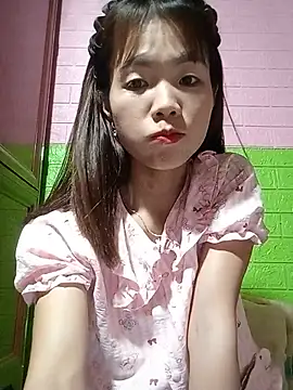 AmyLinee01 online show from 05-14-26, 10:45