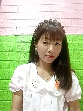 AmyLinee01 online show from 06-26-26, 03:40