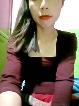 AmyLinee01 online show from 04-10-26, 03:08