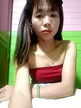 AmyLinee01 online show from 05-07-26, 05:38