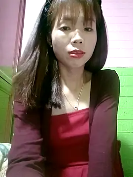 AmyLinee01 online show from 05-03-26, 06:22