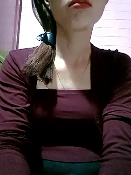 AmyLinee01 online show from 04-09-26, 05:20