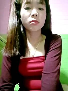 AmyLinee01 online show from 05-06-26, 05:28
