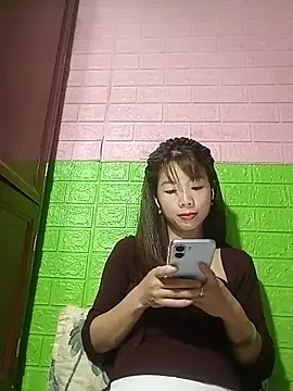 AmyLinee01 online show from 05-21-26, 05:21
