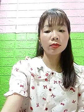 AmyLinee01 online show from 06-26-26, 12:16