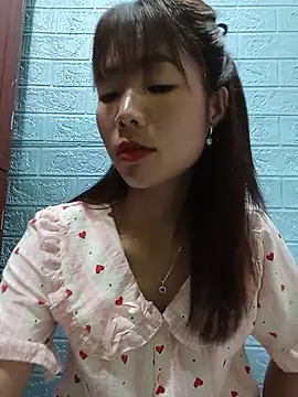 AmyLinee01 online show from 07-21-26, 04:25