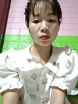 AmyLinee01 online show from 05-31-26, 05:51
