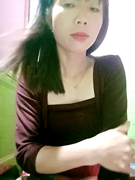 AmyLinee01 online show from 04-12-26, 09:40