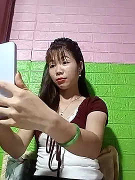 AmyLinee01 online show from 06-03-26, 11:22