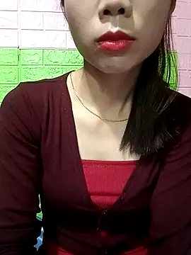 AmyLinee01 online show from 04-05-26, 09:21