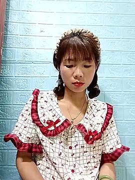 AmyLinee01 online show from 07-14-26, 10:27