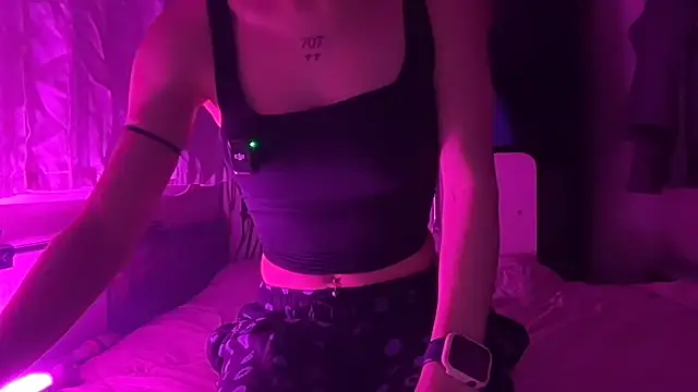 SilentScreamsVan- online show from 04-02-26, 09:32