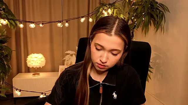 AnnaBerrys online show from 03-28-26, 01:12