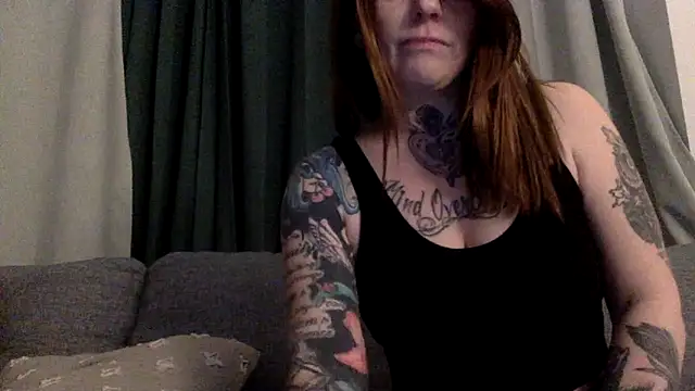 Snapshot of Slimthiccpawg chatting on 03-28-26, 12:00 Slimthiccpawg online show from 03-28-26, 12:00