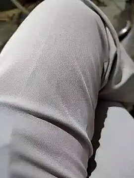 roselover2222 online show from 04-09-26, 08:04