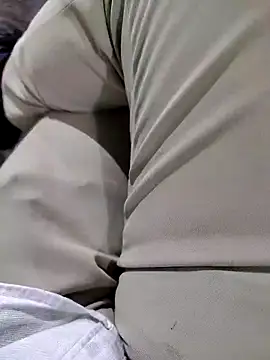 roselover2222 online show from 04-05-26, 08:37