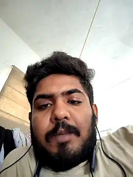 Snapshot of roselover2222 chatting on 05-24-26, 05:40 roselover2222 online show from 05-24-26, 05:40
