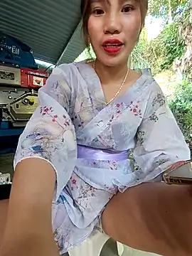 Ruby Lucy online show from 05-25-26, 10:58