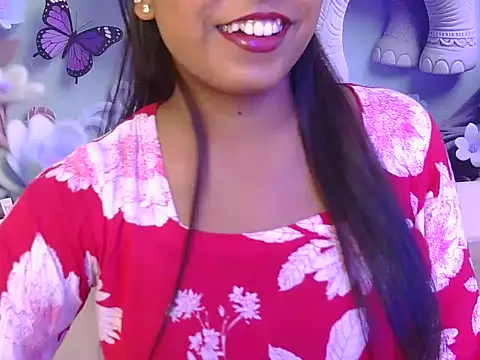 hoty-pinka online show from 04-30-26, 07:37