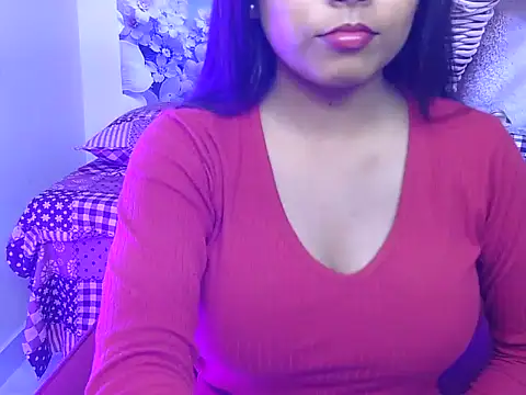 hoty-pinka online show from 04-13-26, 05:22