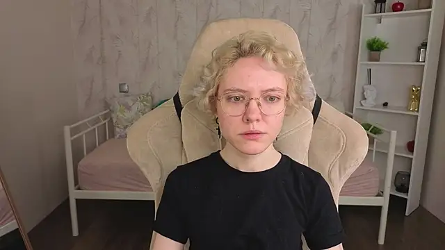 HottoKori online show from 05-25-26, 05:40