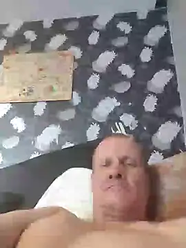 Snapshot of haetsaa chatting on 07-14-26, 04:46 haetsaa online show from 07-14-26, 04:46