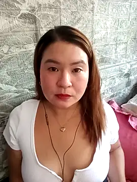 Amazingurlx online show from 04-11-26, 05:59