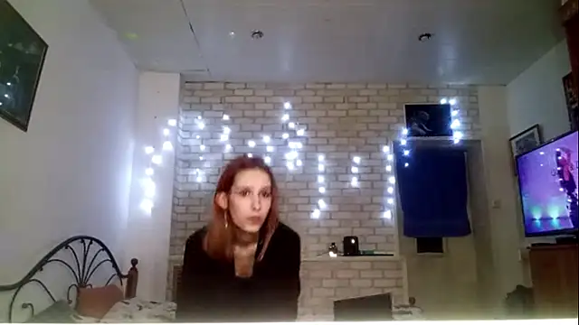 SirenFrost online show from 05-09-26, 04:21