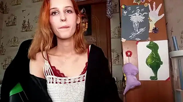 SirenFrost online show from 04-30-26, 02:13