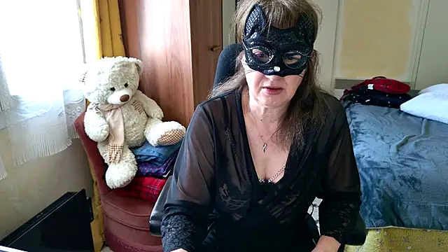 Chrismaturefrench online show from 04-21-26, 03:40