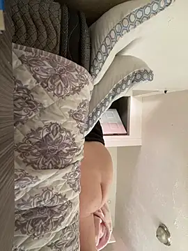 DaddysLiLNaughtyWife online show from 03-25-26, 05:01