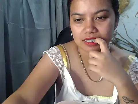 Snapshot of deseyy chatting on 04-08-26, 06:53 deseyy online show from 04-08-26, 06:53