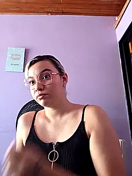 Snapshot of Haru1_ chatting on 03-28-26, 08:43 Haru1 online show from 03-28-26, 08:43