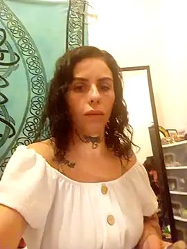 chiquitilla41 online show from 06-02-26, 09:31