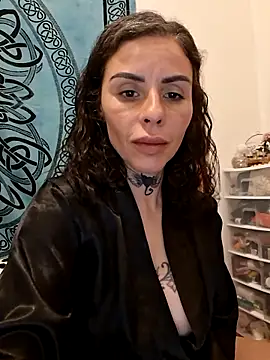chiquitilla41 online show from 05-14-26, 09:01