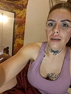 chiquitilla41 online show from 05-08-26, 12:47