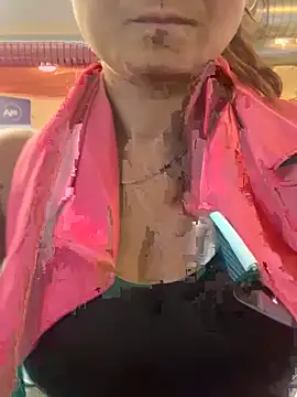 Snapshot of Supremegirlvibes chatting on 06-19-26, 06:36 Supremegirlvibes online show from 06-19-26, 06:36