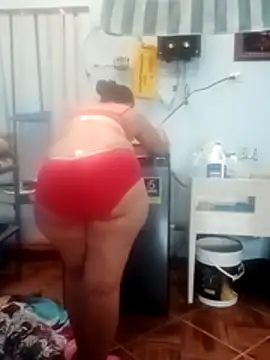 sexymomsn online show from 06-03-26, 01:23