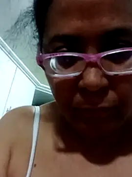 sexymomsn online show from 05-31-26, 11:49
